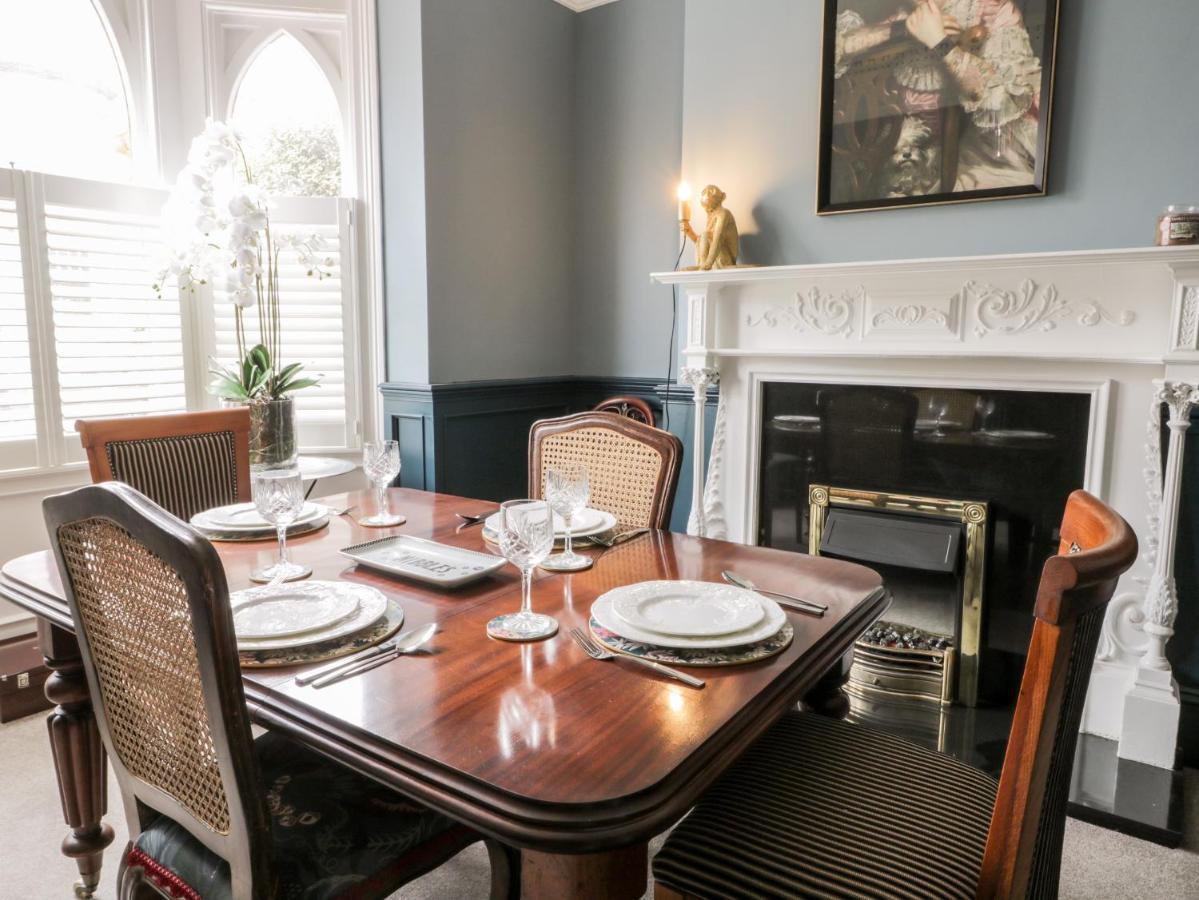 39 West Street Villa Скарбъро Екстериор снимка