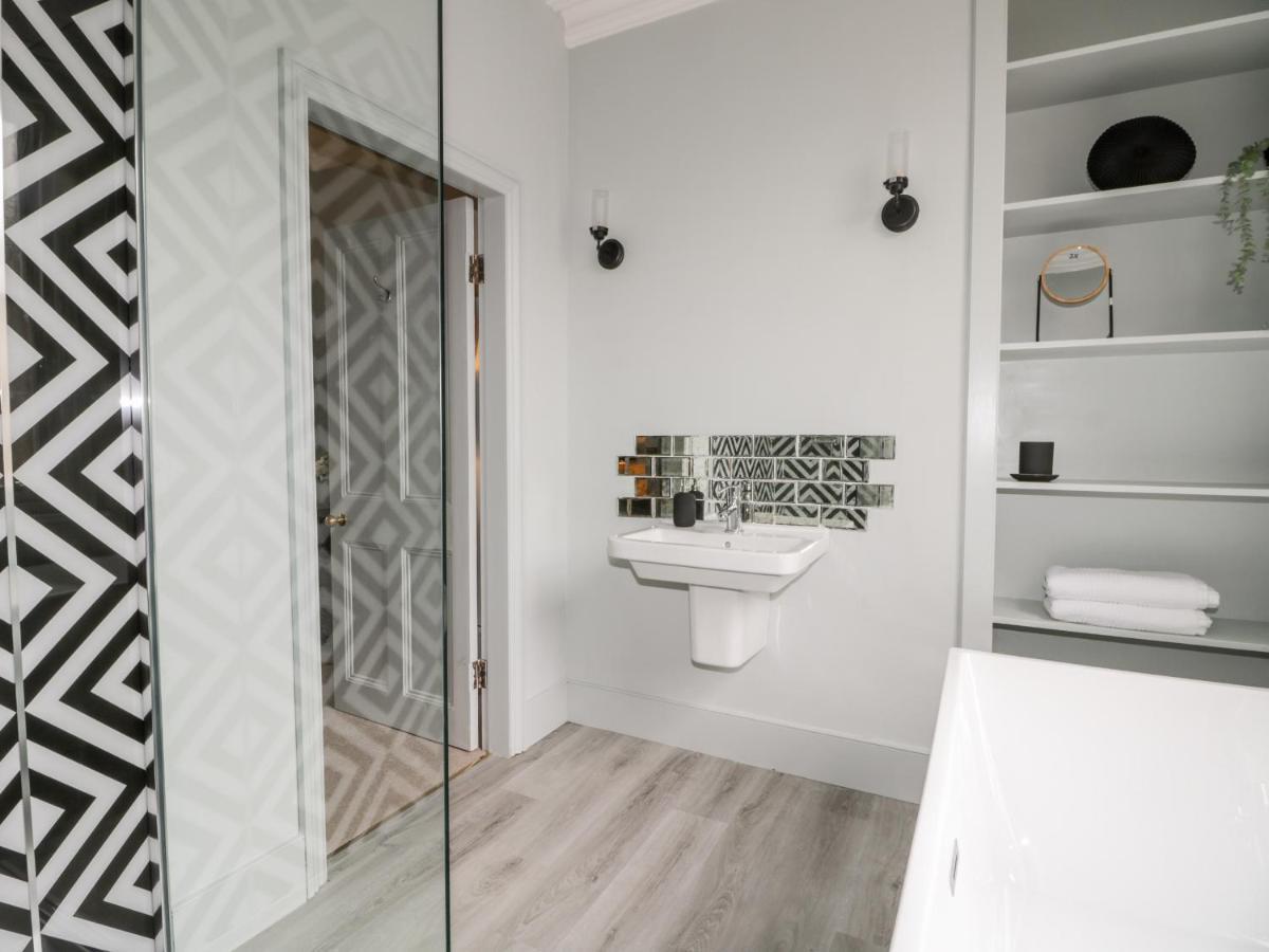 39 West Street Villa Скарбъро Екстериор снимка